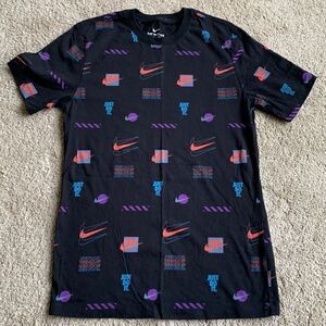 Nike NSW Brandmarks Spellout‎ Black T-Shirt size small